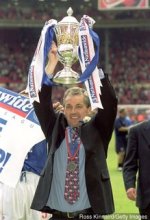 rsz_129_may_2000_ipswich_town_manager_george_burley_lifts_the_trophy__772311.jpg